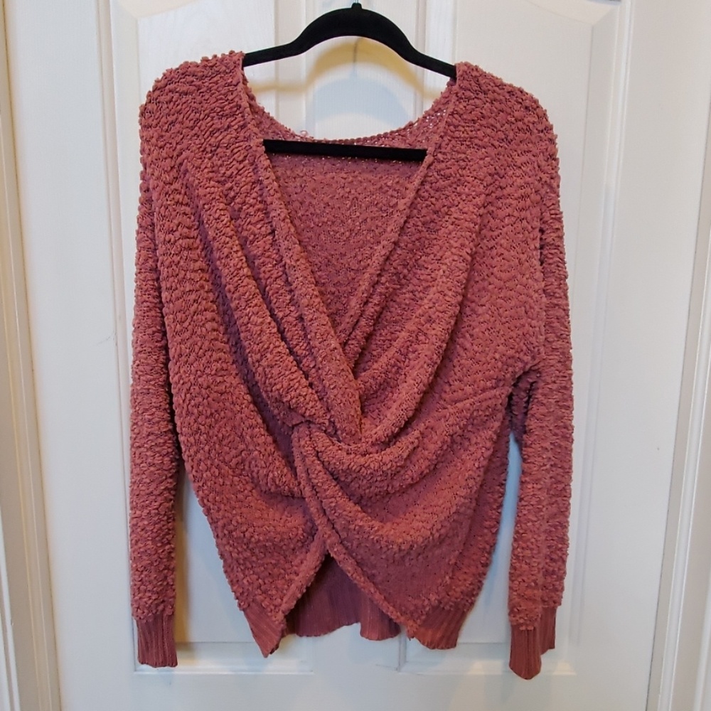 Knit back top - Picture 2 of 2